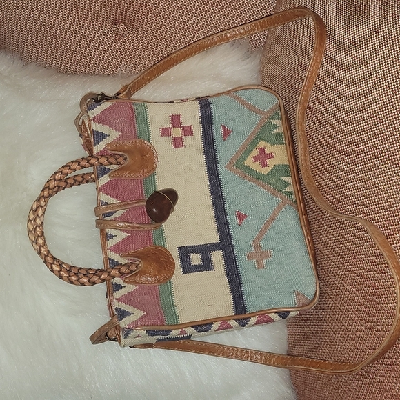 Handbags - Southwestern Inspired Wool Drury Rug Crossbody Bag